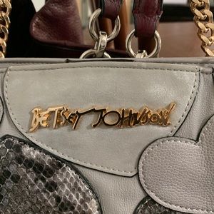cute betsy johnson handbag!